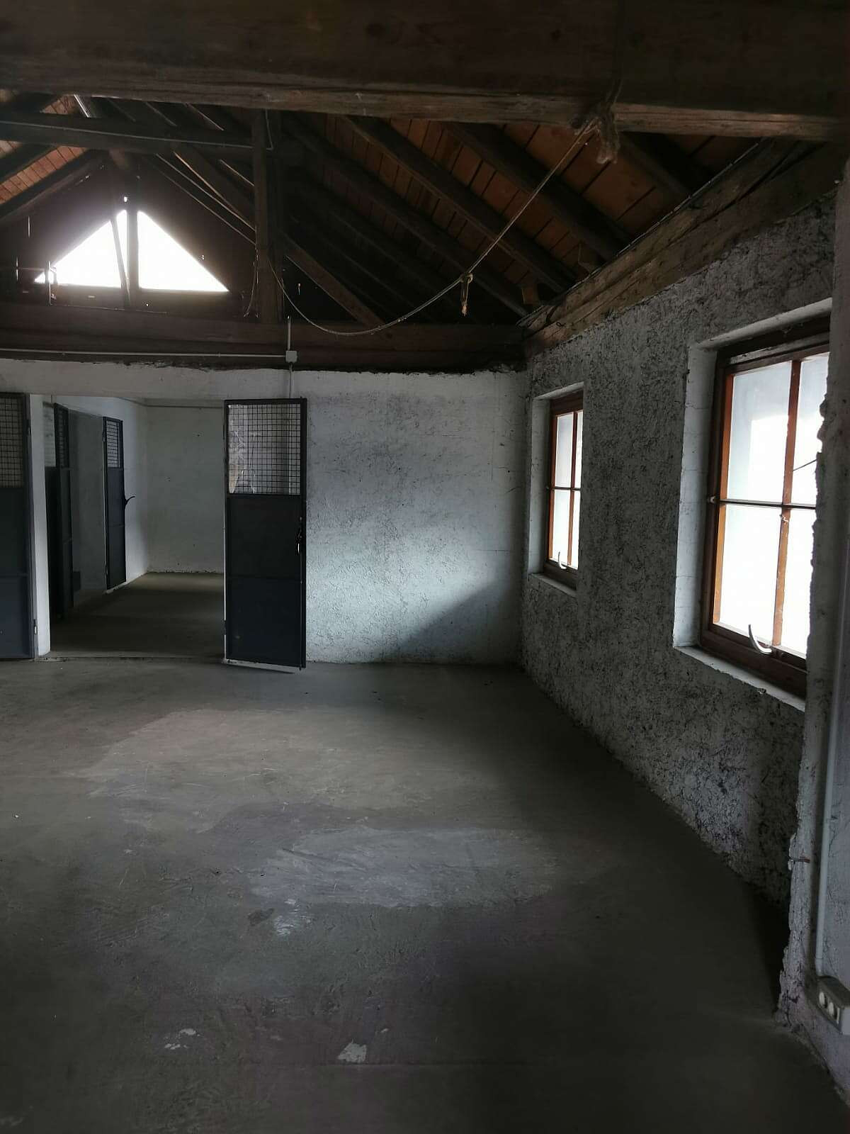 AFFITTASI MAGAZZINO AFFITTASI MAGAZZINO