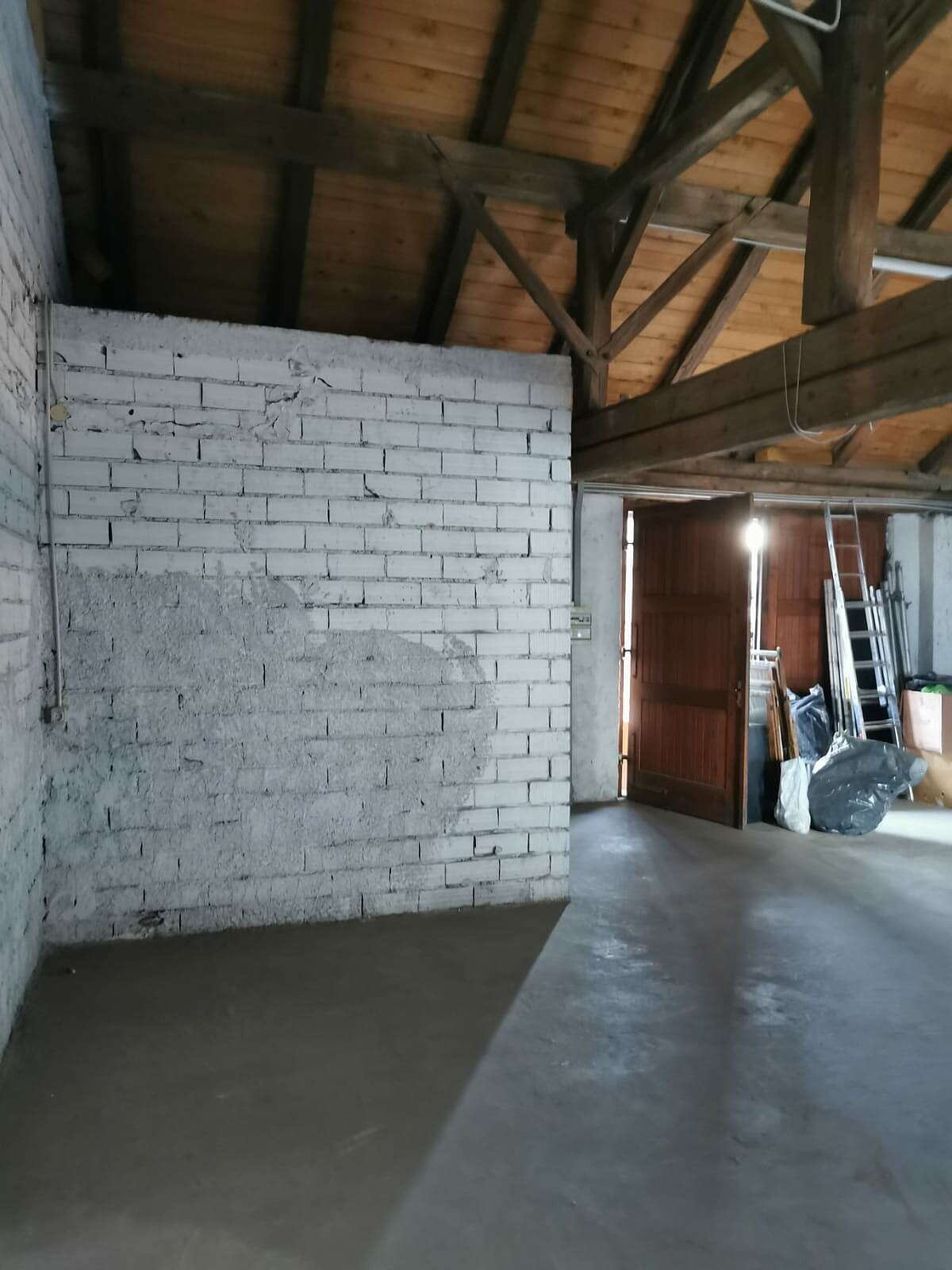 AFFITTASI MAGAZZINO AFFITTASI MAGAZZINO