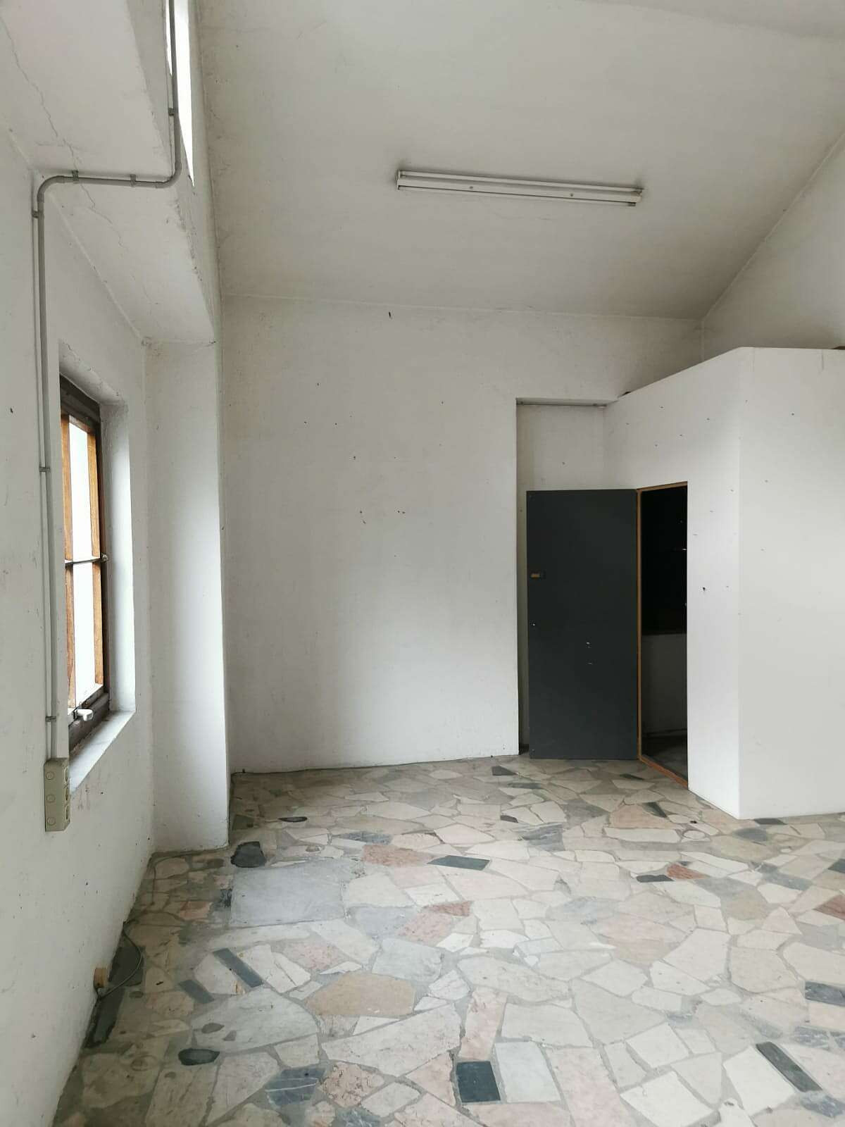 AFFITTASI MAGAZZINO AFFITTASI MAGAZZINO