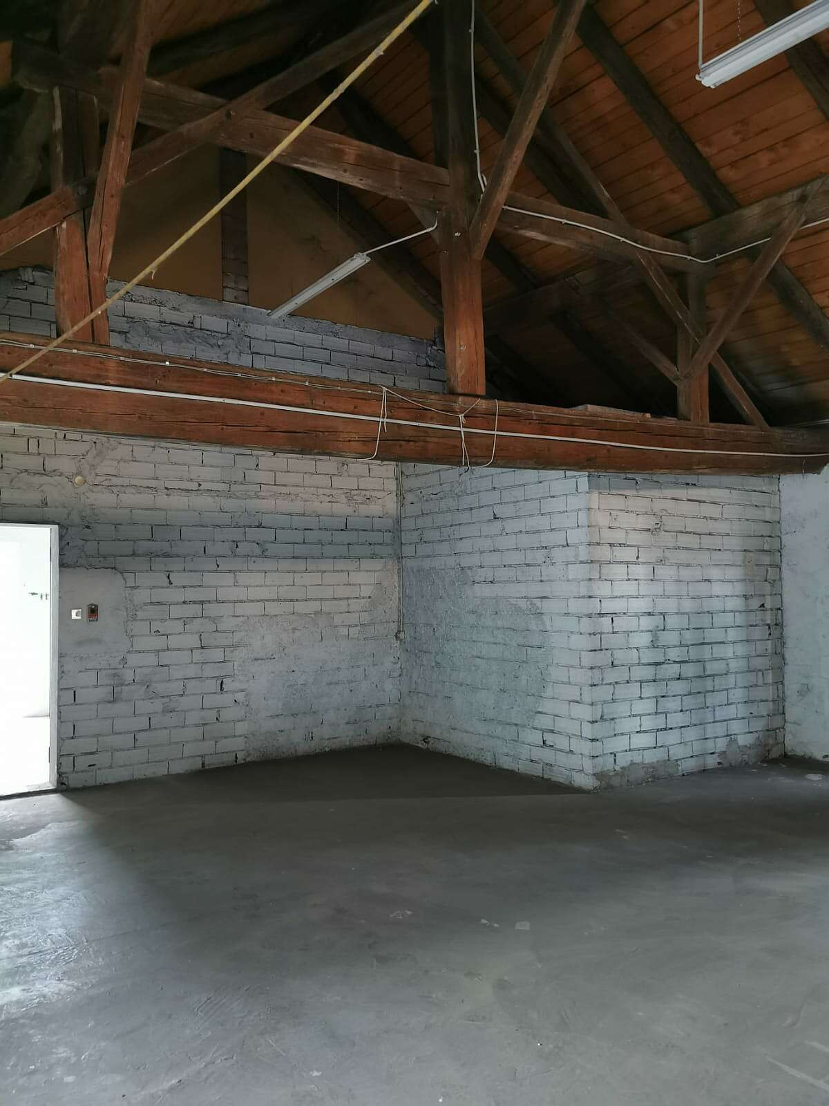 AFFITTASI MAGAZZINO AFFITTASI MAGAZZINO