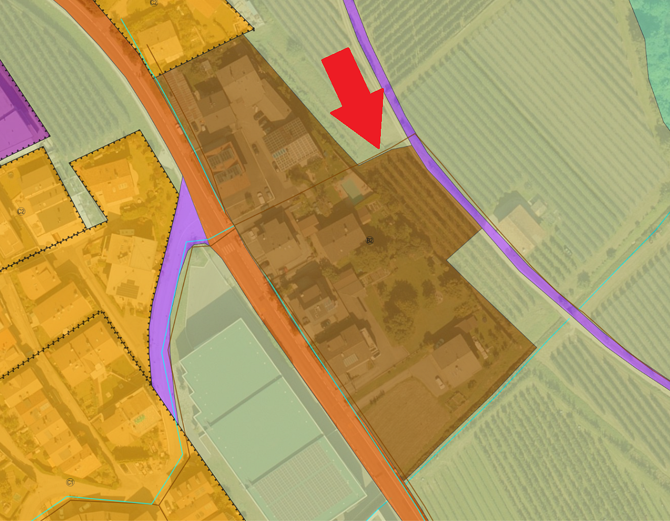 Terreno edificabile in zona di completamento B2 in vendita a Tisens