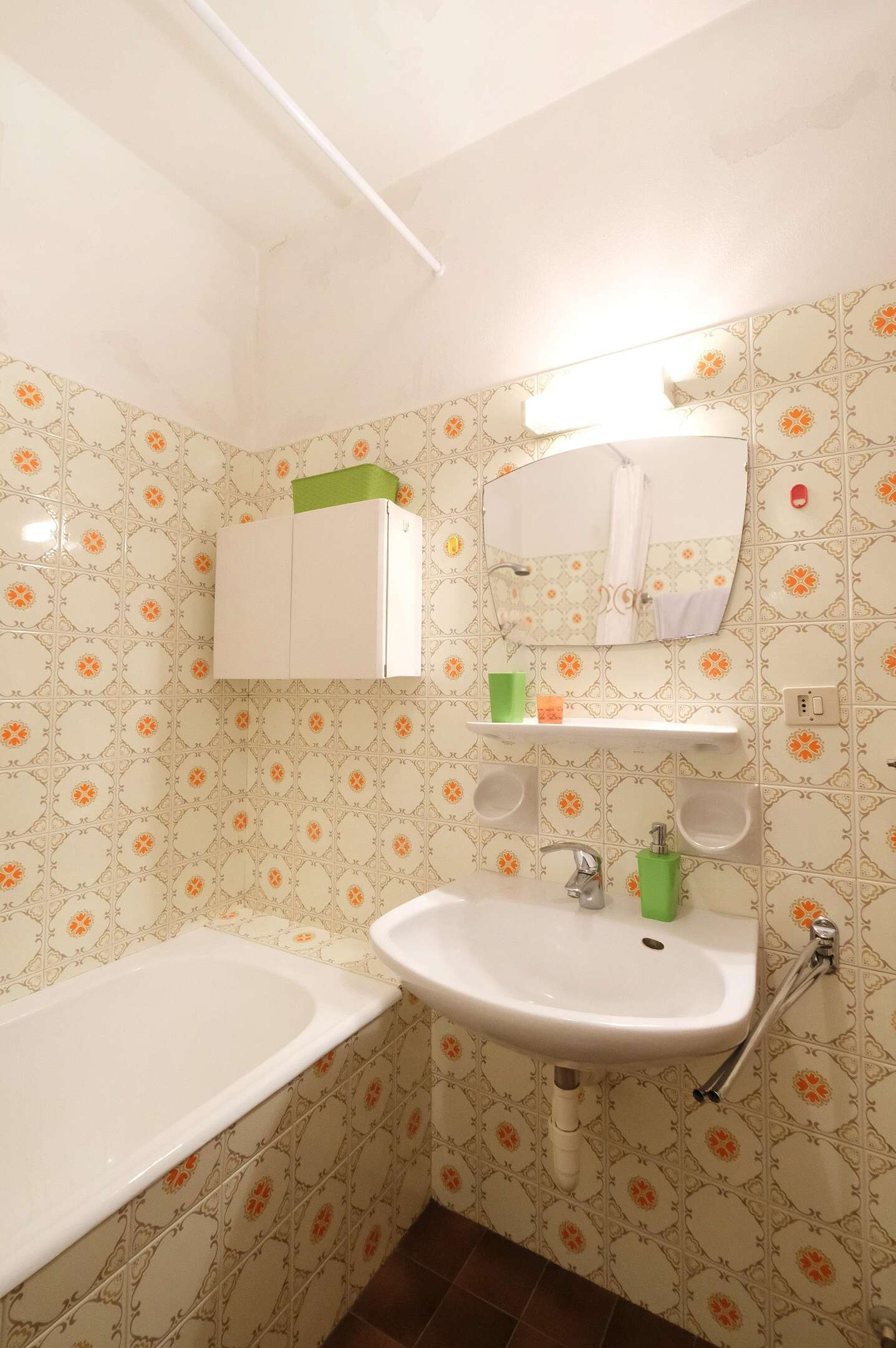 Vendesi casa a schiera