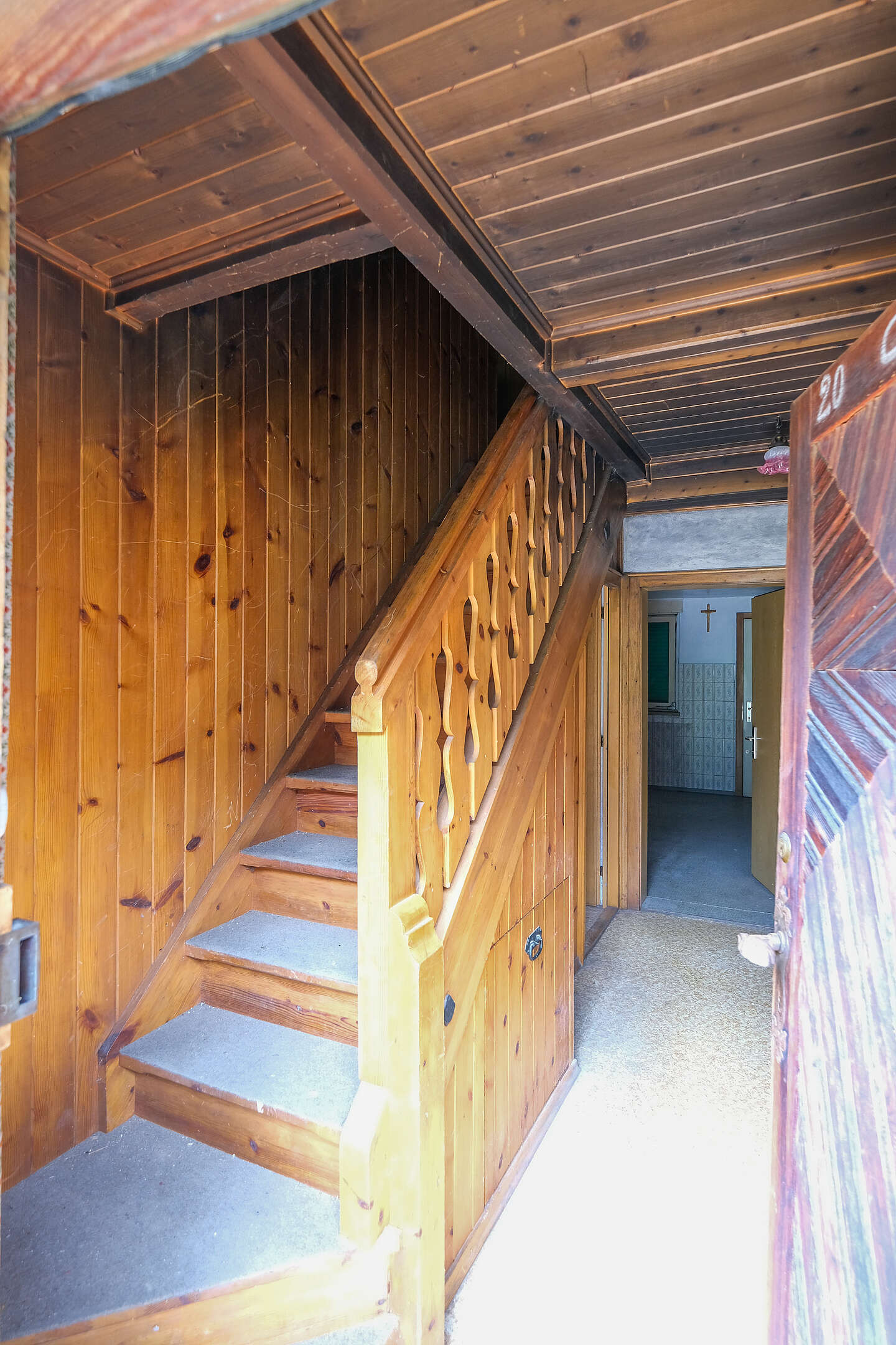 Älteres Wohnhaus im Landwirtschaftsgebiet zu verkaufen