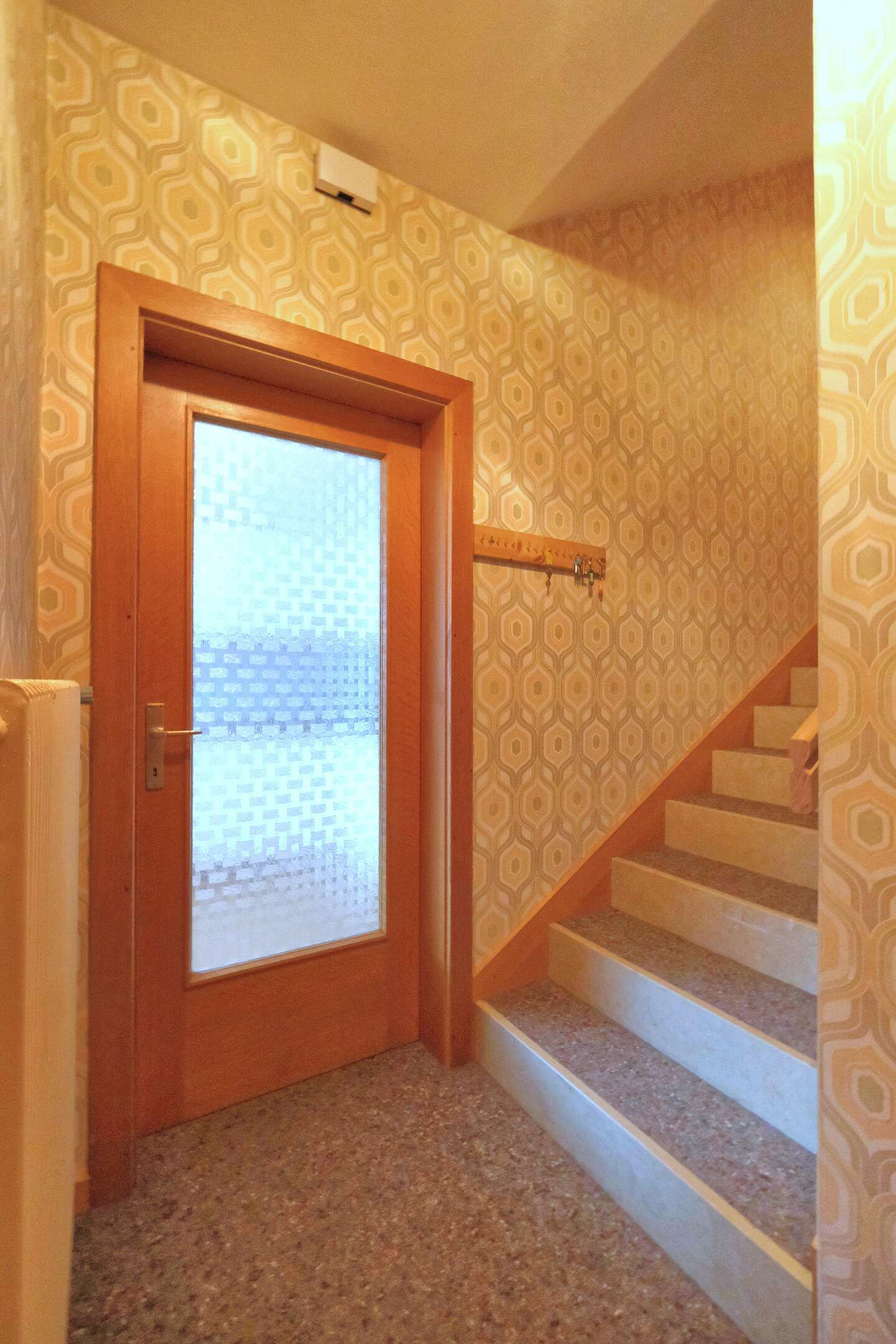 Vendesi casa a schiera