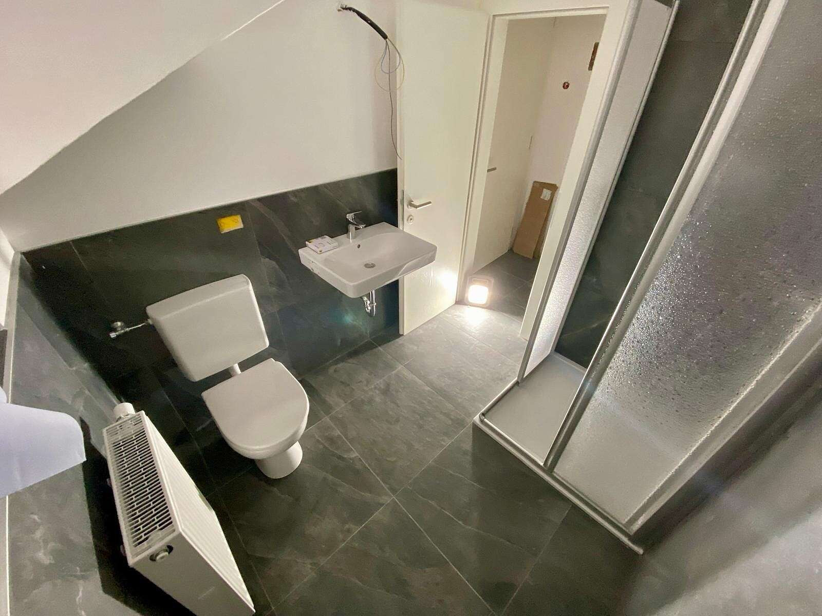 Appartamento mansardato di 3/4 locali recentemente ristrutturato con balcone in affitto a Bolzano!