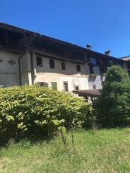 Zwischen Garda- und Molvenosee: Renovierungsbedürftiges Bauernhaus zu verkaufen