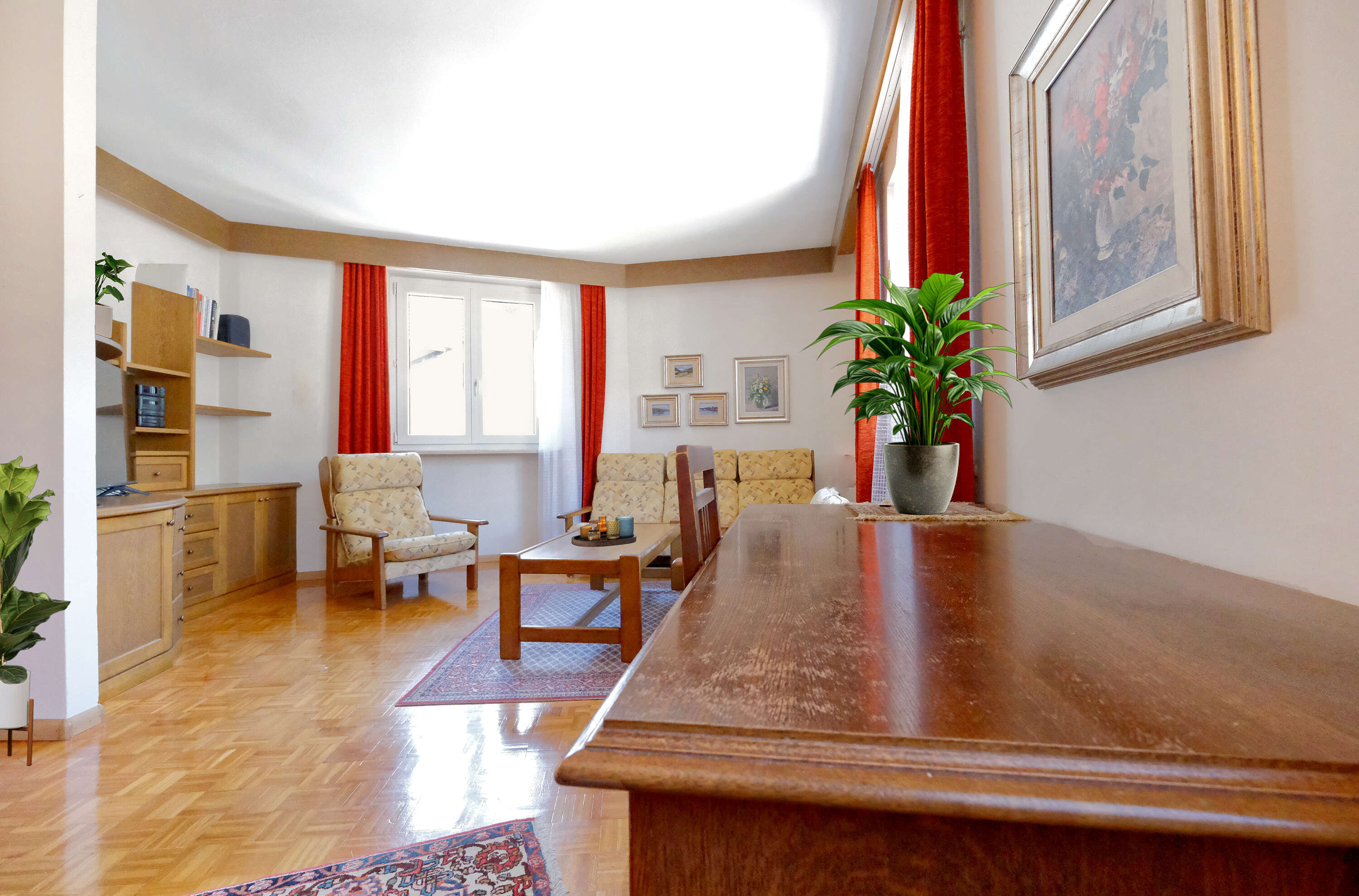 Dreizimmerwohnung mitten im Zentrum von Oberlana zu verkaufen – Potenzial für Vierzimmernutzung Dreizimmerwohnung mitten im Zentrum von Oberlana zu verkaufen – Potenzial für Vierzimmernutzung