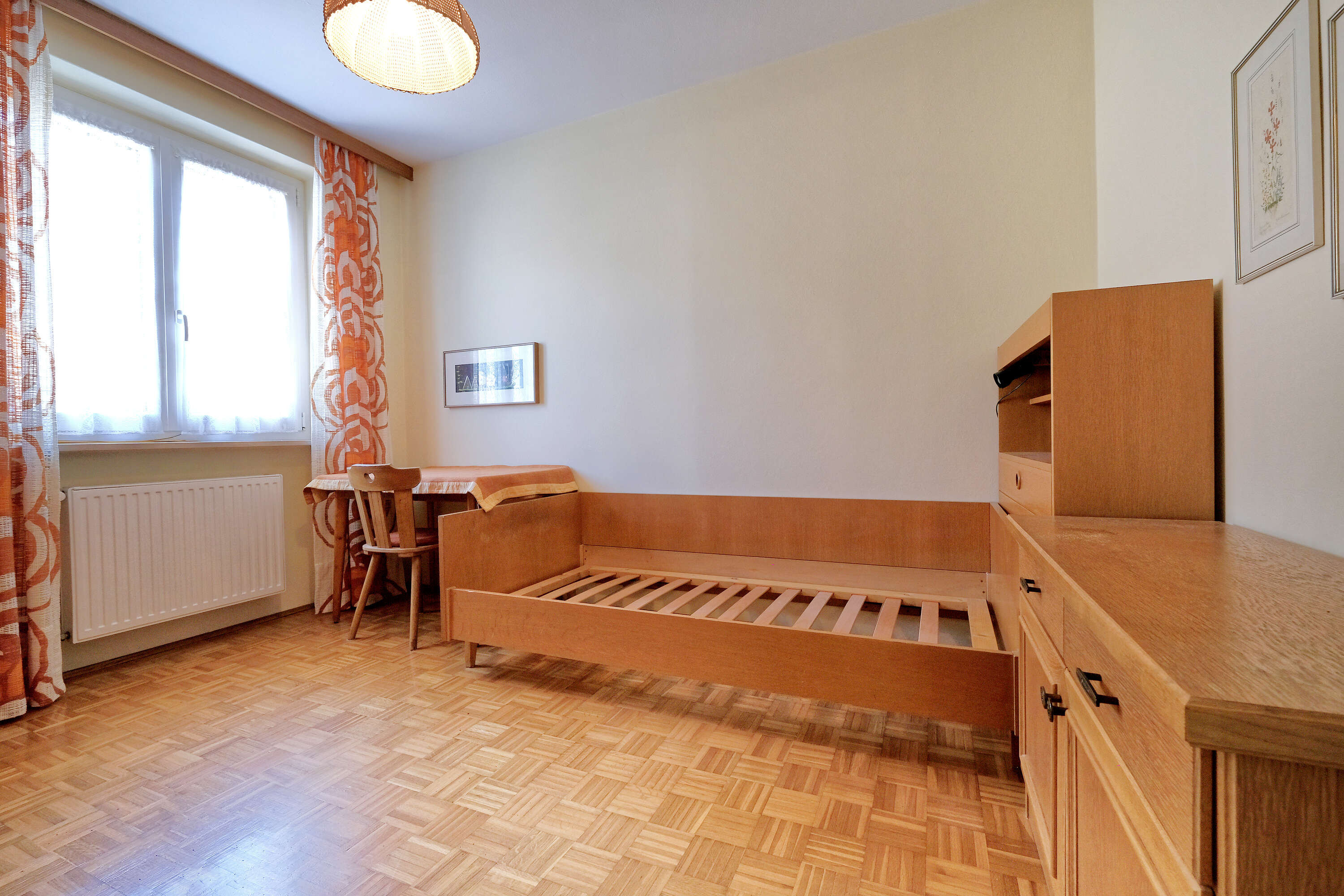 Dreizimmerwohnung mitten im Zentrum von Oberlana zu verkaufen – Potenzial für Vierzimmernutzung Dreizimmerwohnung mitten im Zentrum von Oberlana zu verkaufen – Potenzial für Vierzimmernutzung