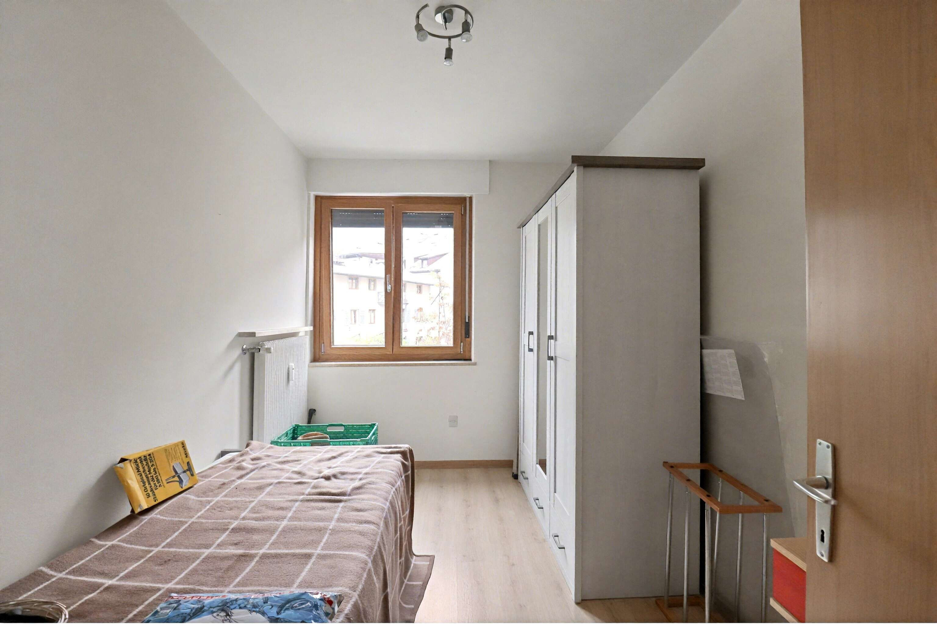 Vendesi trilocale in buona posizione centrale