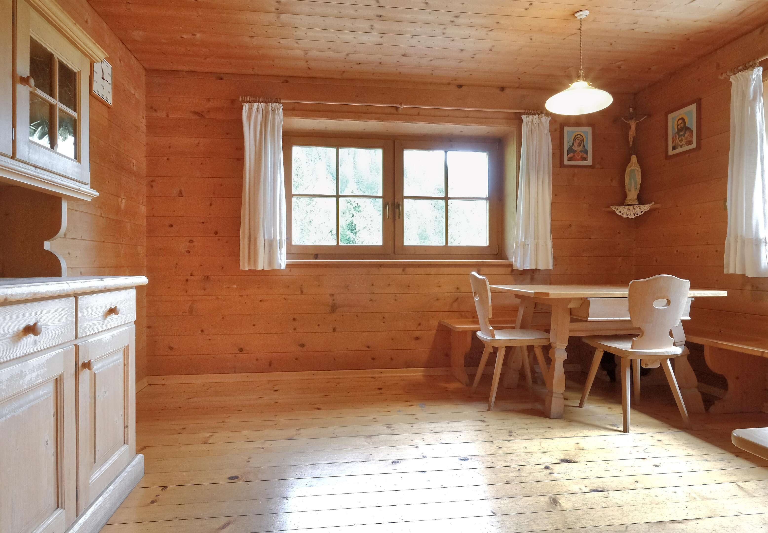 Vielseitiges Wohnhaus mit großzügigem Raumangebot im hinteren Ultental