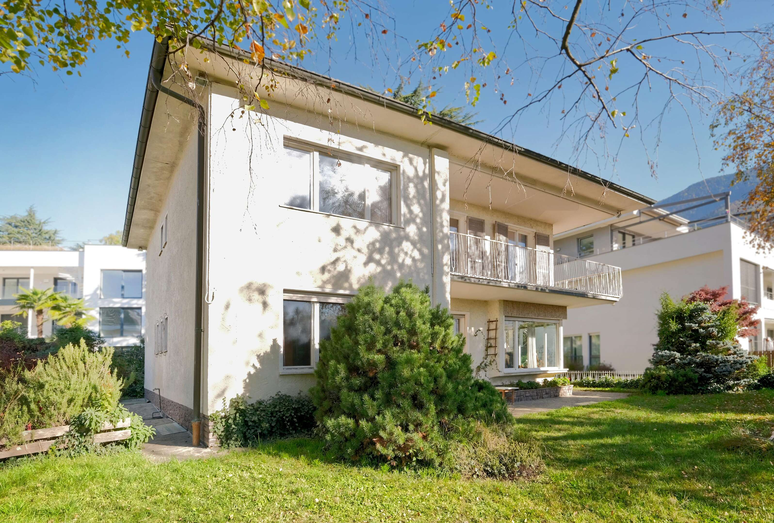 Affascinante villa d’epoca in posizione esclusiva a Merano con grande potenziale di sviluppo