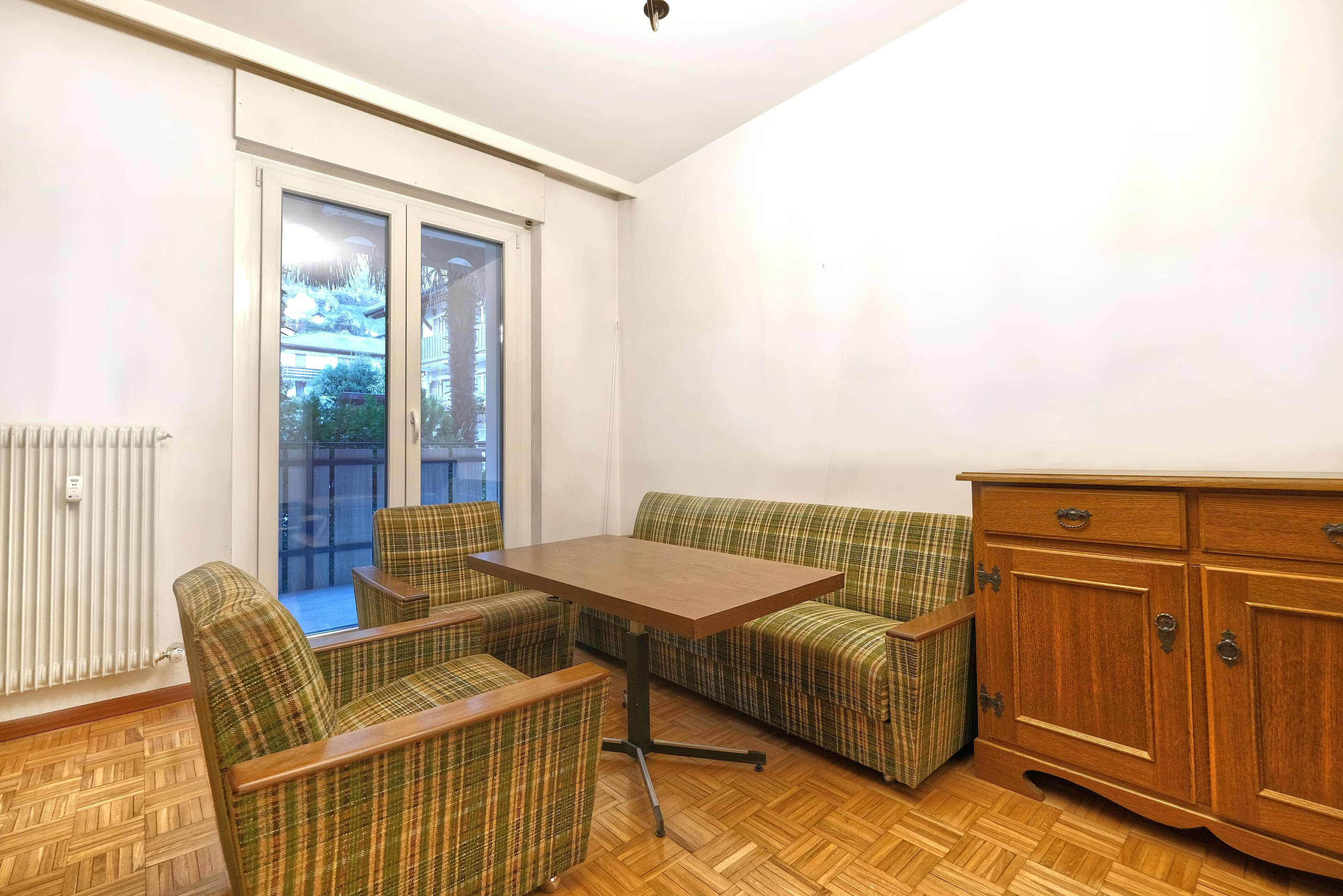 Einzimmerwohnung  zu verkaufen - renovierungsbedürftig