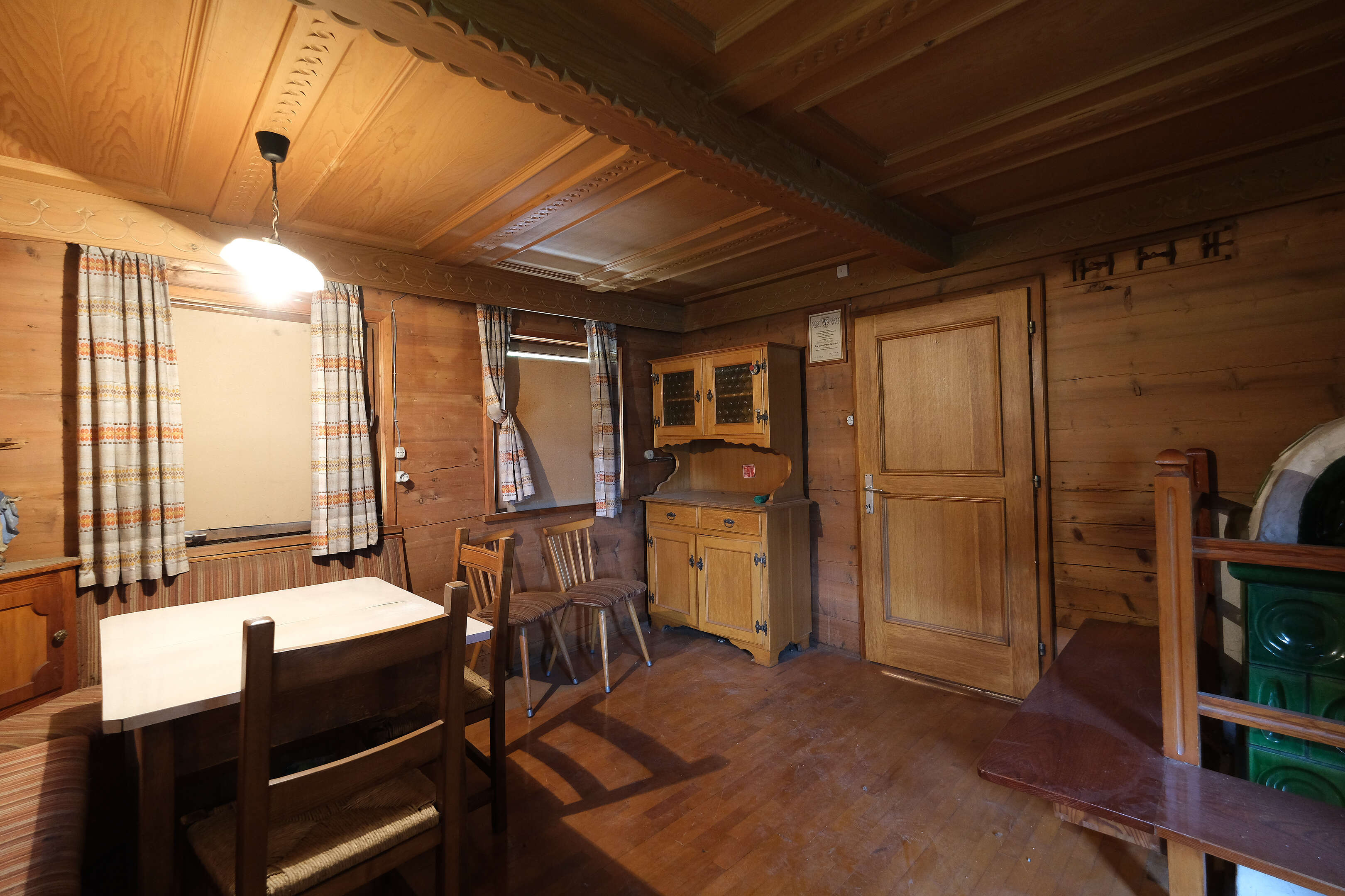 Älteres Wohnhaus im Landwirtschaftsgebiet zu verkaufen