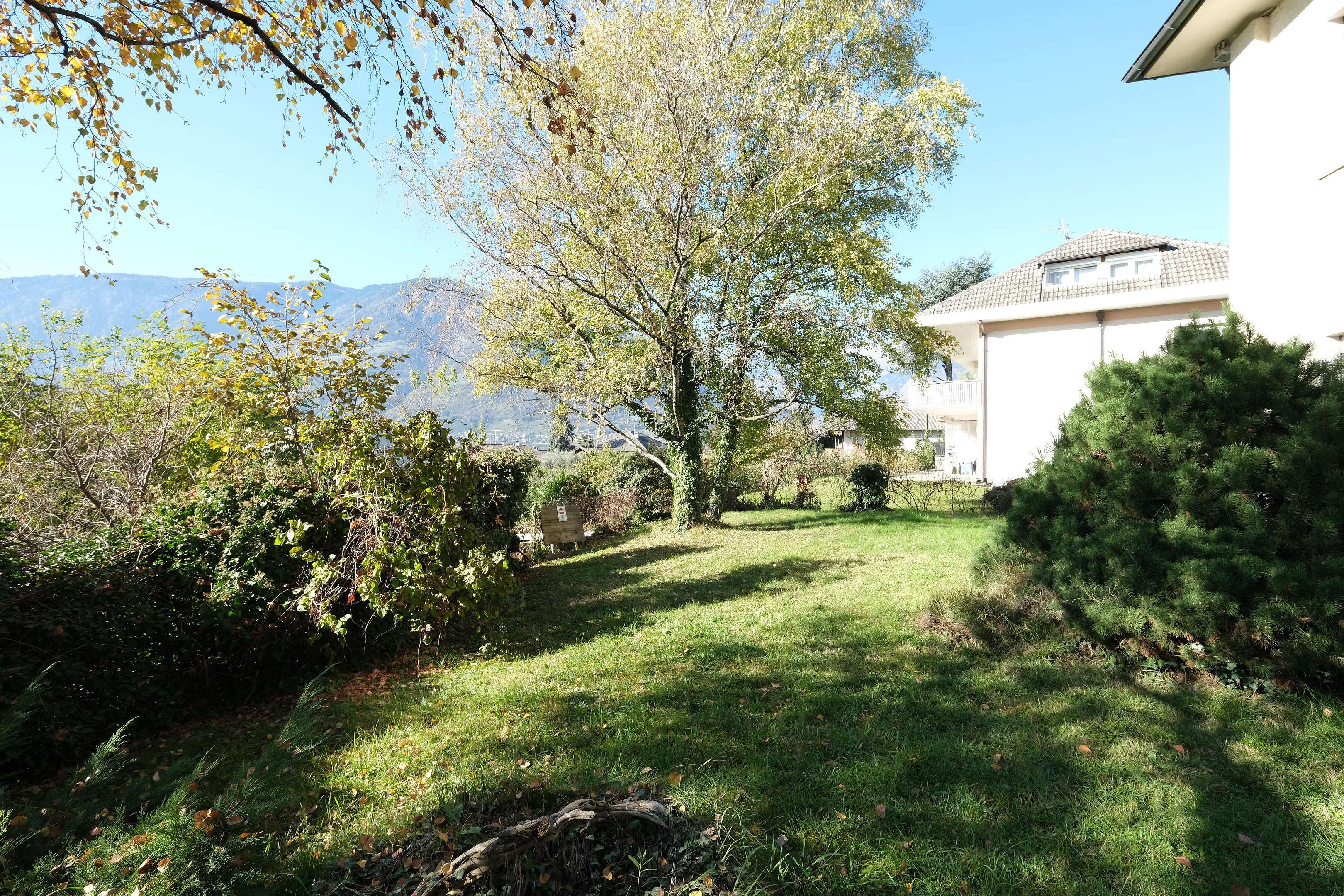 Affascinante villa d’epoca in posizione esclusiva a Merano con grande potenziale di sviluppo