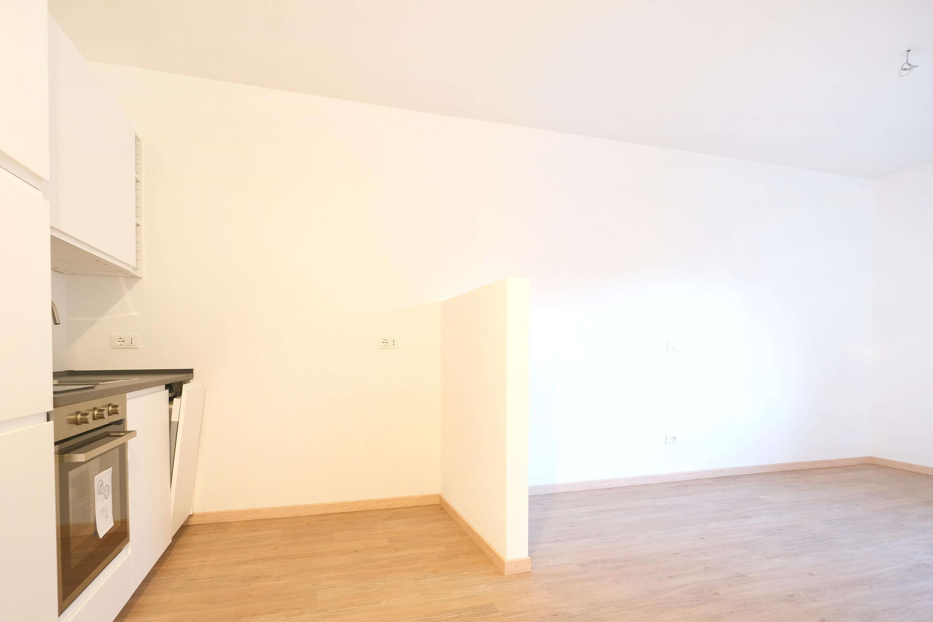 Affittasi: bilocale appena ristrutturato nelle vincinanze dell'ospedale