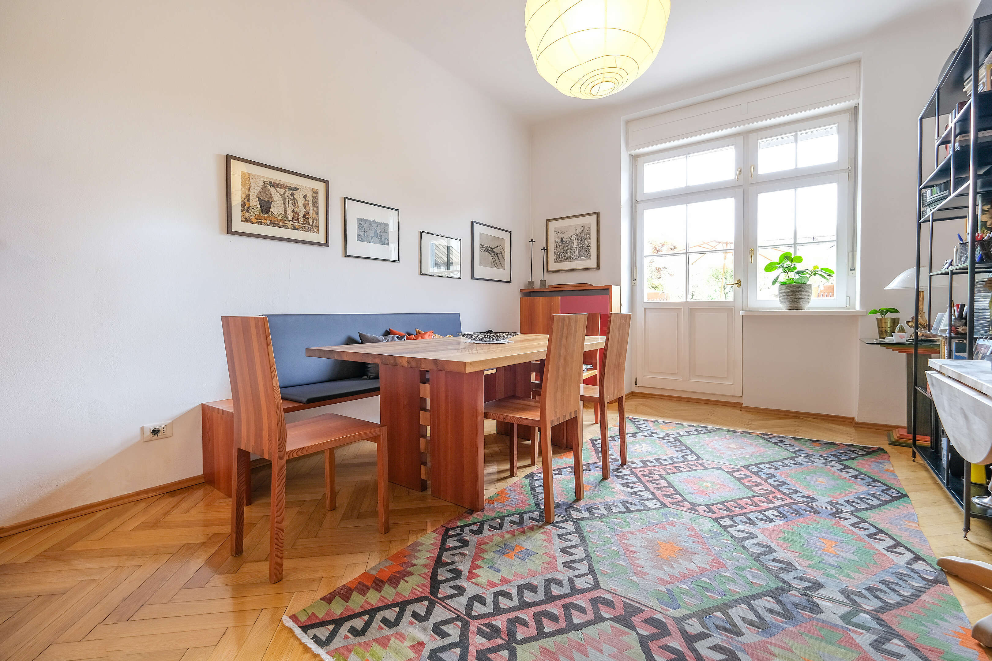 Charmante Jugendstilwohnung mit großzügiger Sonnenterrasse