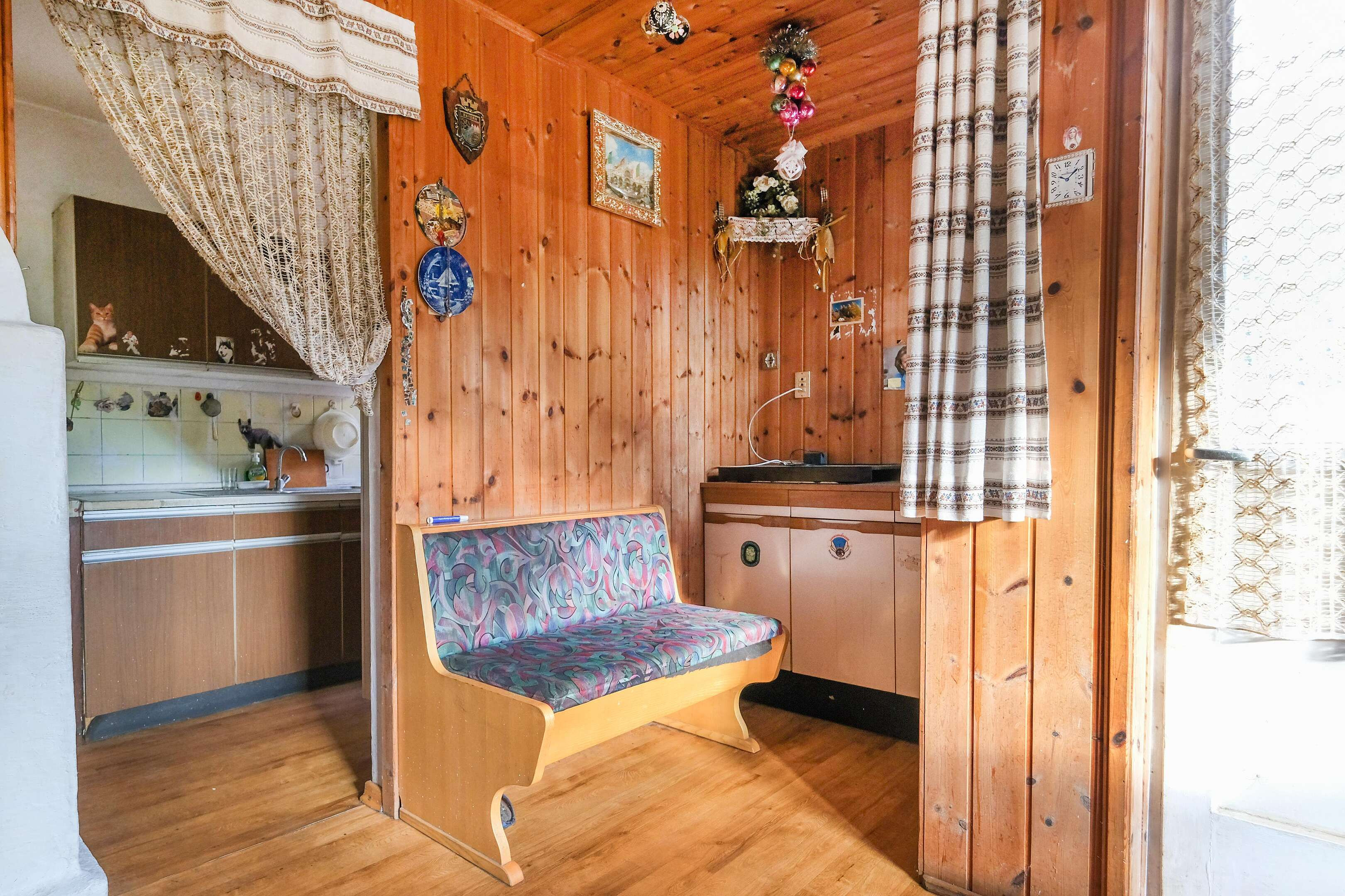 Sanierungsbedürftige Wohnung zu verkaufen