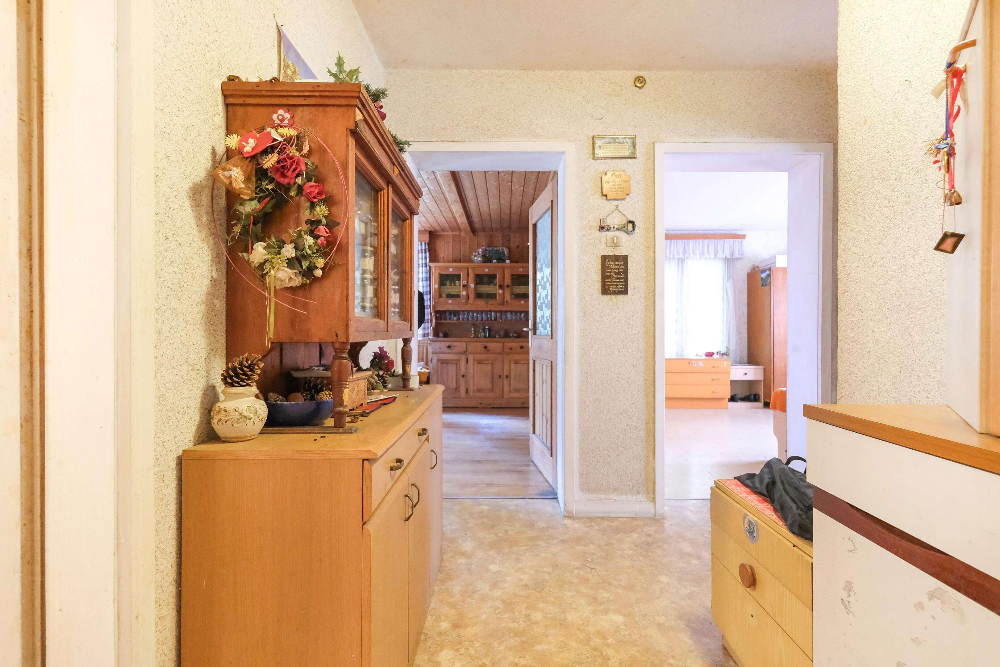 Sanierungsbedürftige Wohnung zu verkaufen