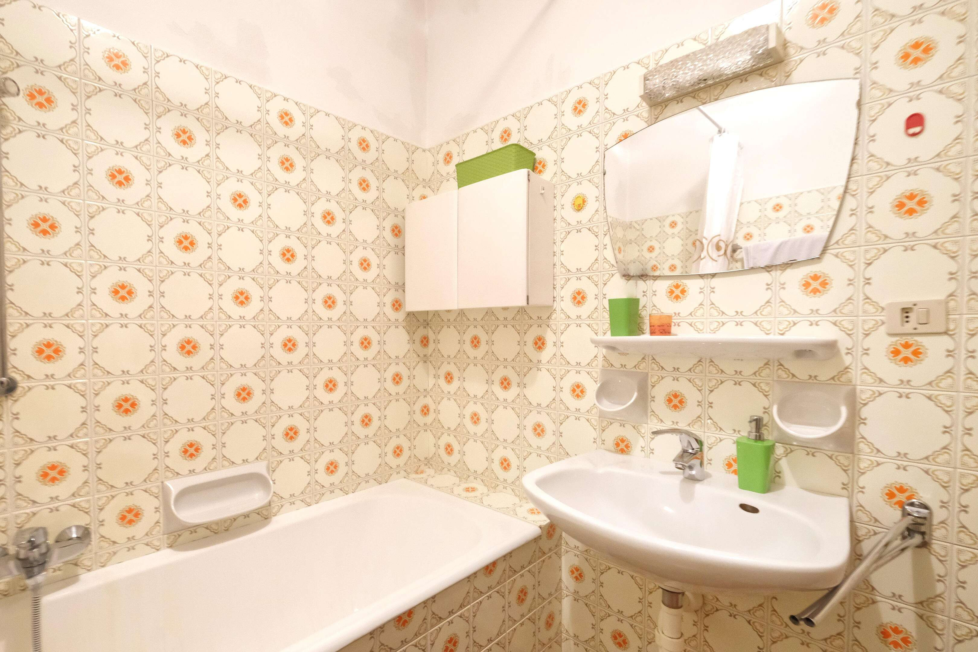 Vendesi casa a schiera