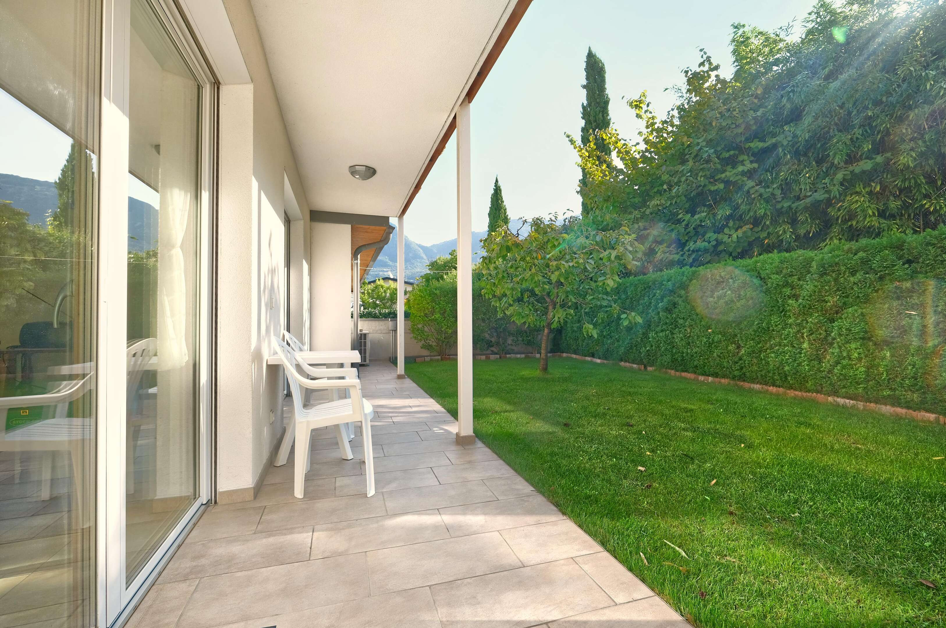 Vendesi villa a schiera con garage doppio