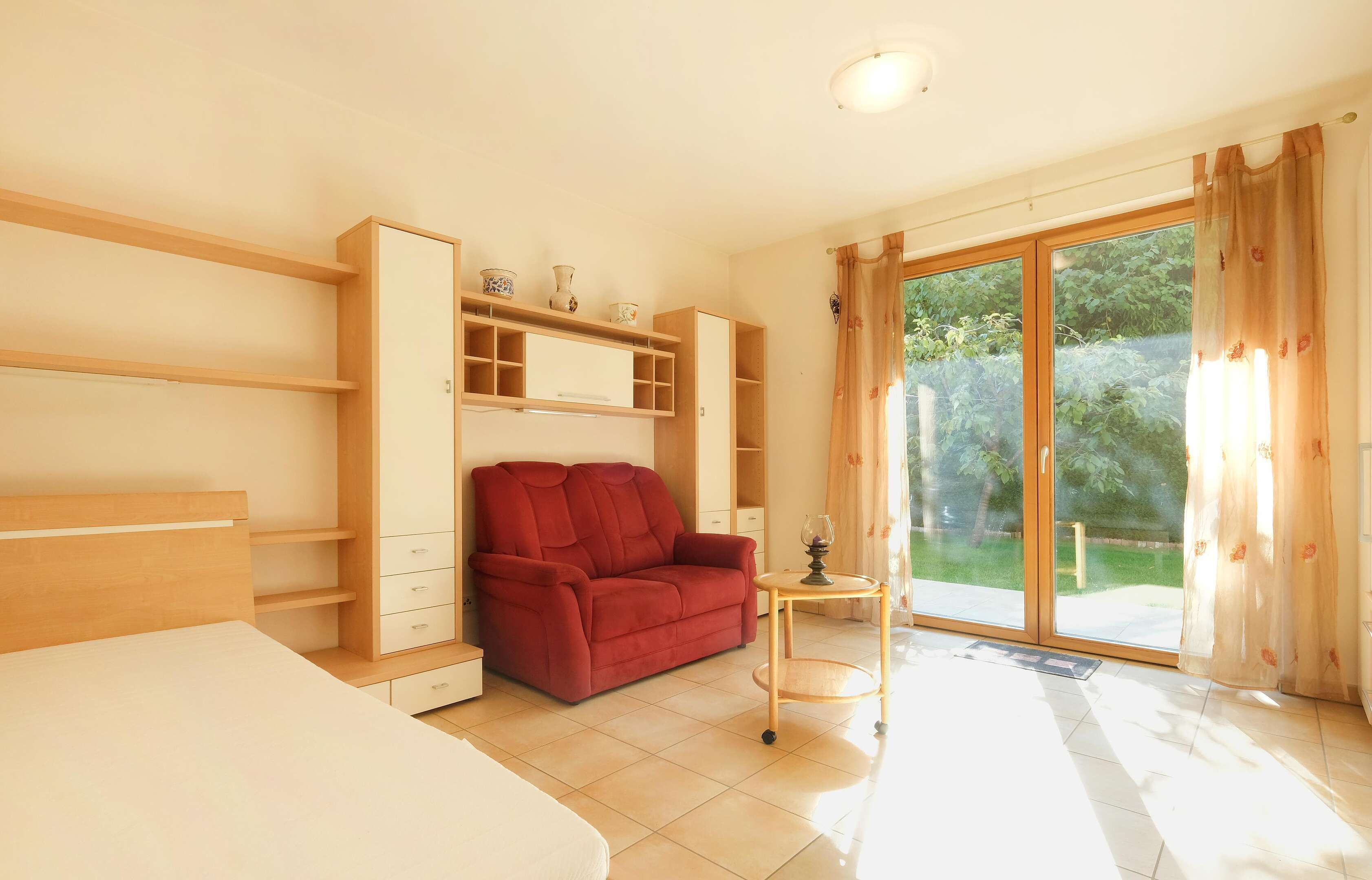 Vendesi villa a schiera con garage doppio