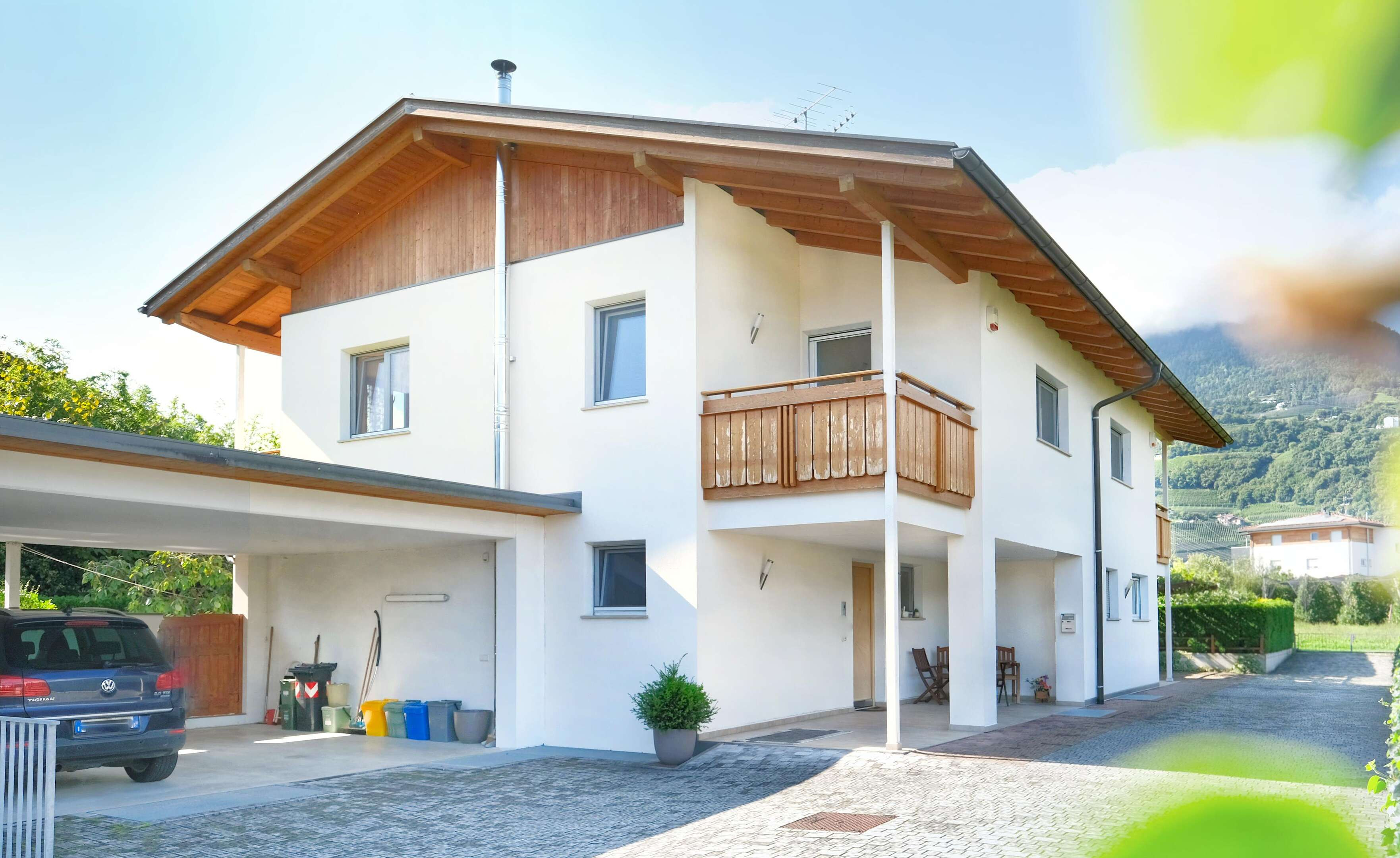 Reihenhaus mit Doppelgarage neuwertig in guter Lage zu verkaufen