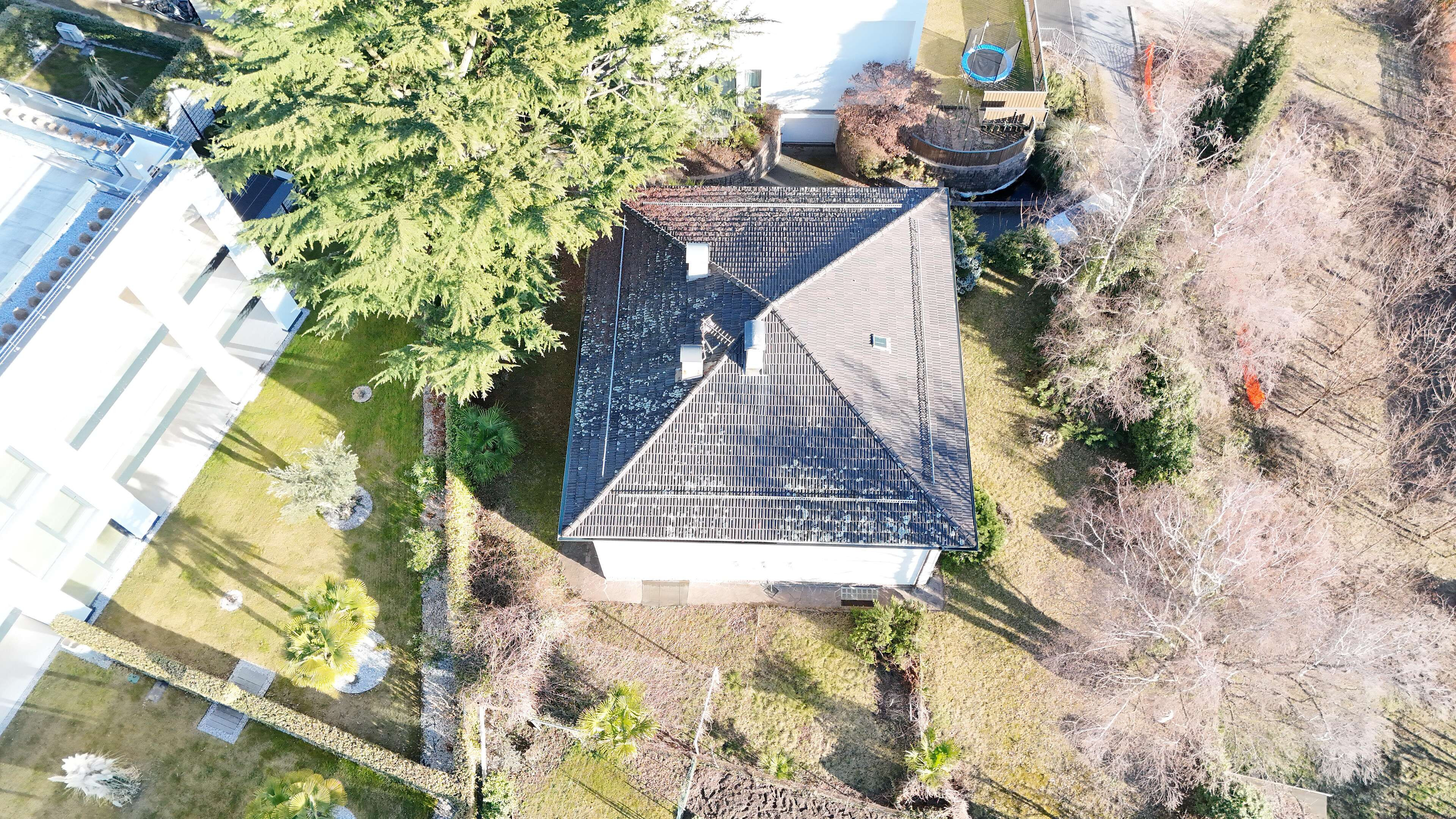 Charmante Altvilla in einmaliger Lage von Meran mit großem Entwicklungspotenzial