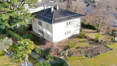 Affascinante villa d’epoca in posizione esclusiva a Merano con grande potenziale di sviluppo