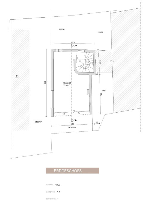 Vendesi intero edificio con appartamento e locale commerciale