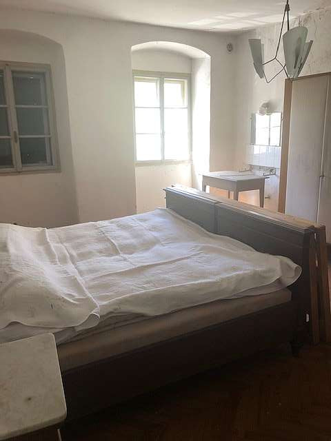 Tra Lago di Garda e Lago di Molveno: Vendesi casale da ristruttuare